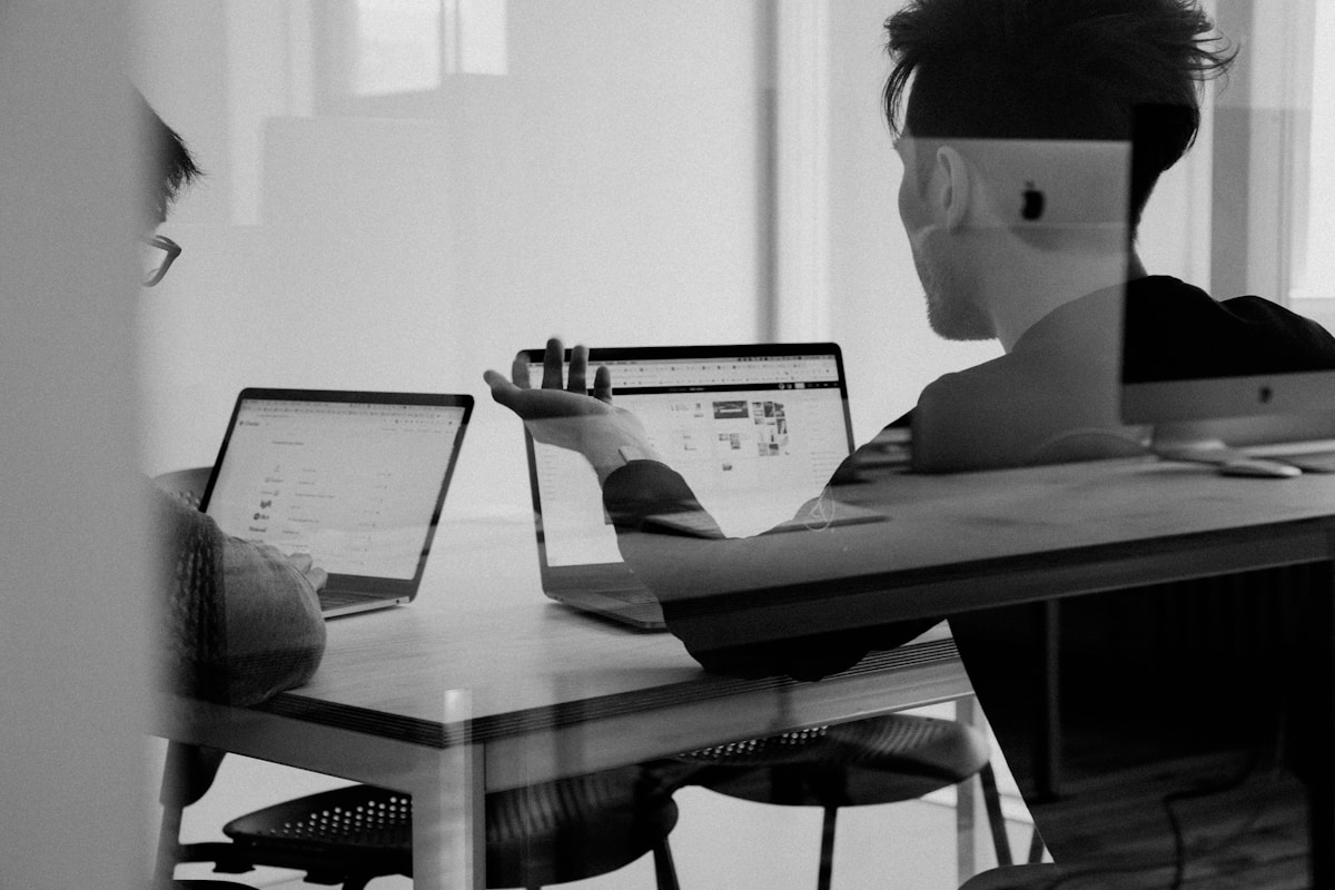 Artificial Intelligence For Small Business: A Complete Guide thumbnail