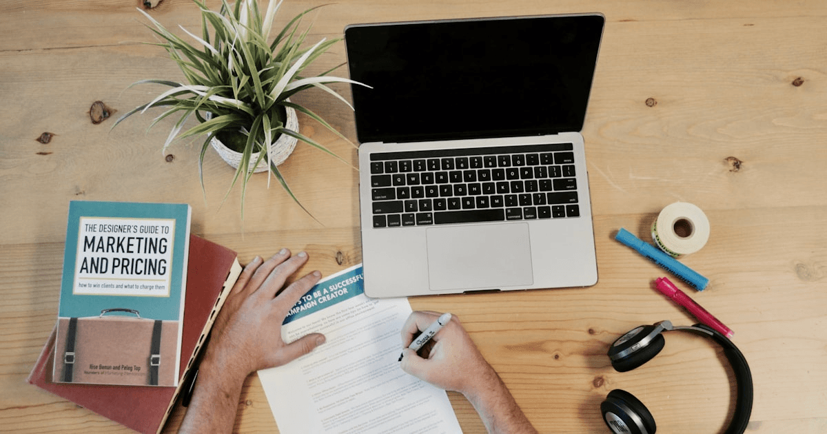 9 Best Chat Bots for Conversational Marketing thumbnail