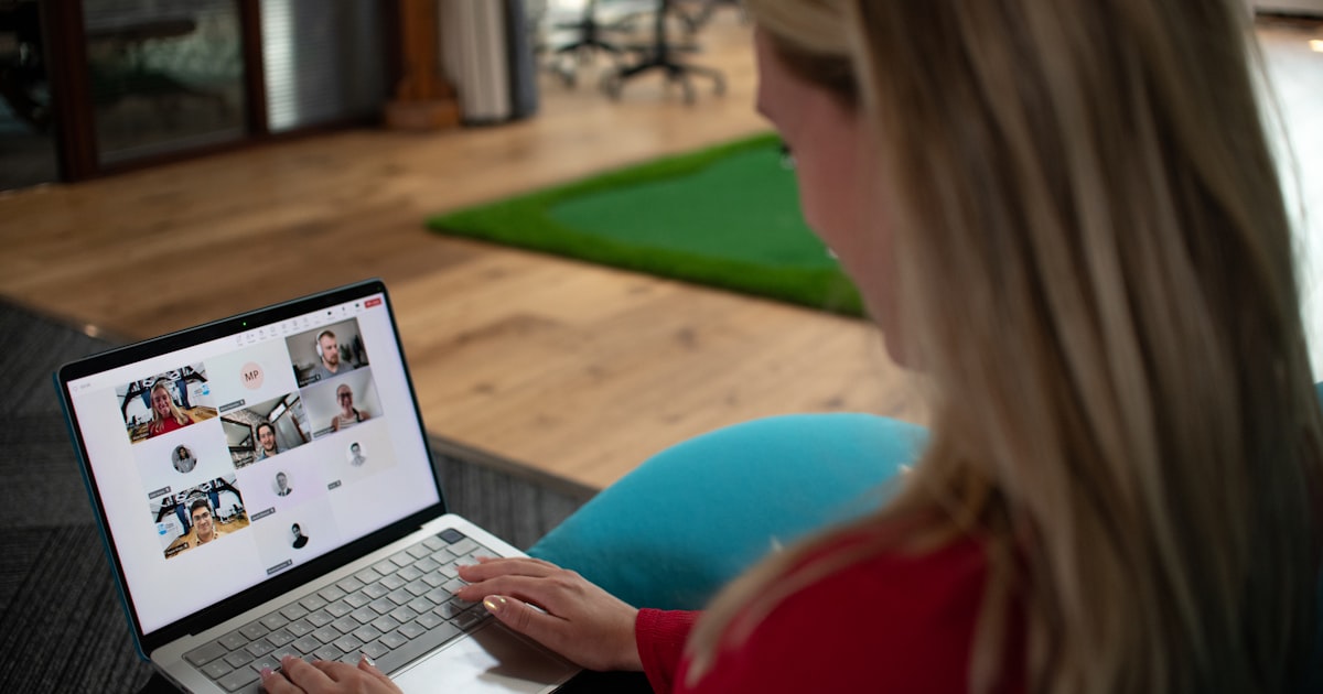 5 Best Microsoft Teams AI Note Taker Tools for Your Meetings thumbnail